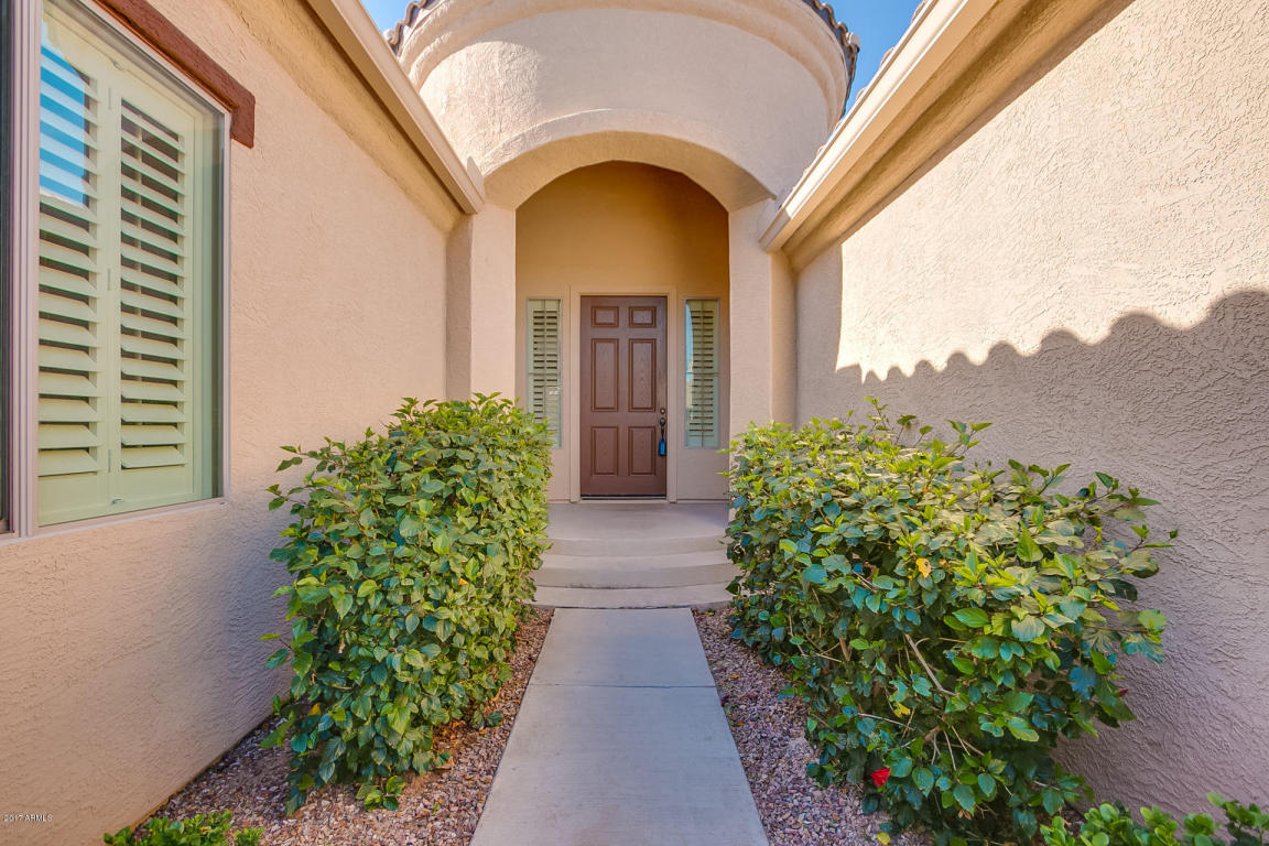 1309 E Arrowhead Trl, Gilbert, AZ 85297 photo 2