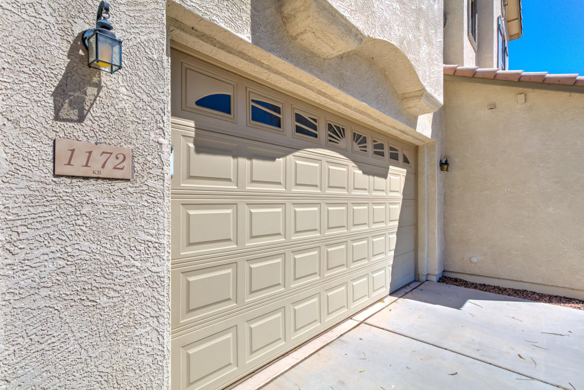 1172 E Buffalo St, Gilbert, AZ 85295 photo 4
