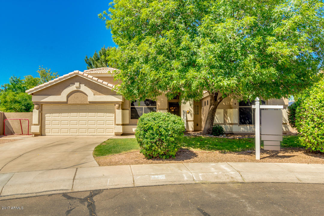 1332 N Bronco Ct, Gilbert, AZ 85233 photo 1