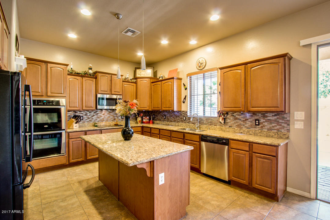 2870 E Flower St, Gilbert, AZ 85298 photo 12