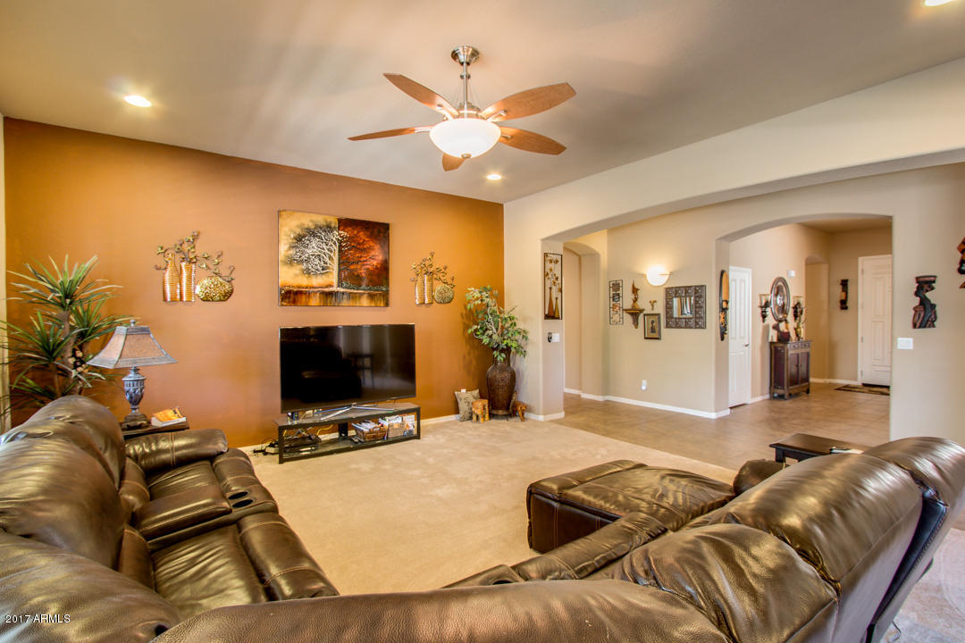 2870 E Flower St, Gilbert, AZ 85298 photo 8