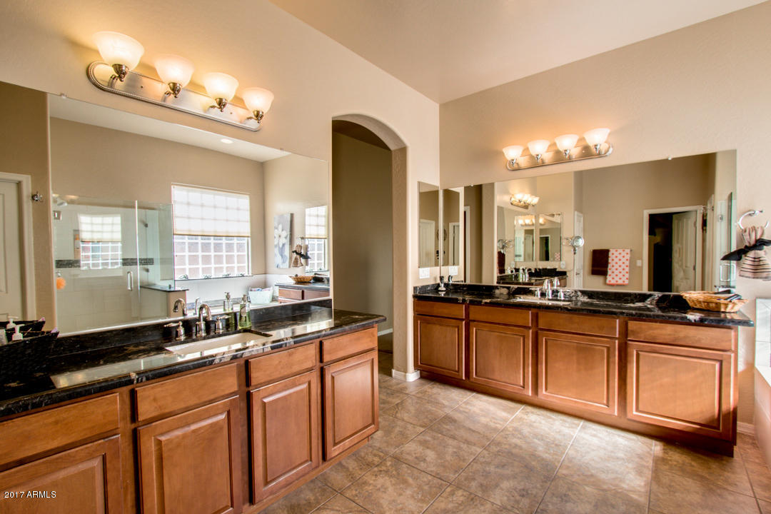 2870 E Flower St, Gilbert, AZ 85298 photo 29