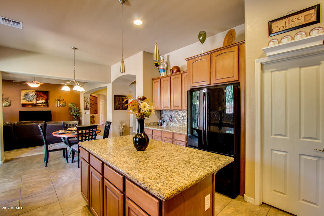 2870 E Flower St, Gilbert, AZ 85298 photo 16