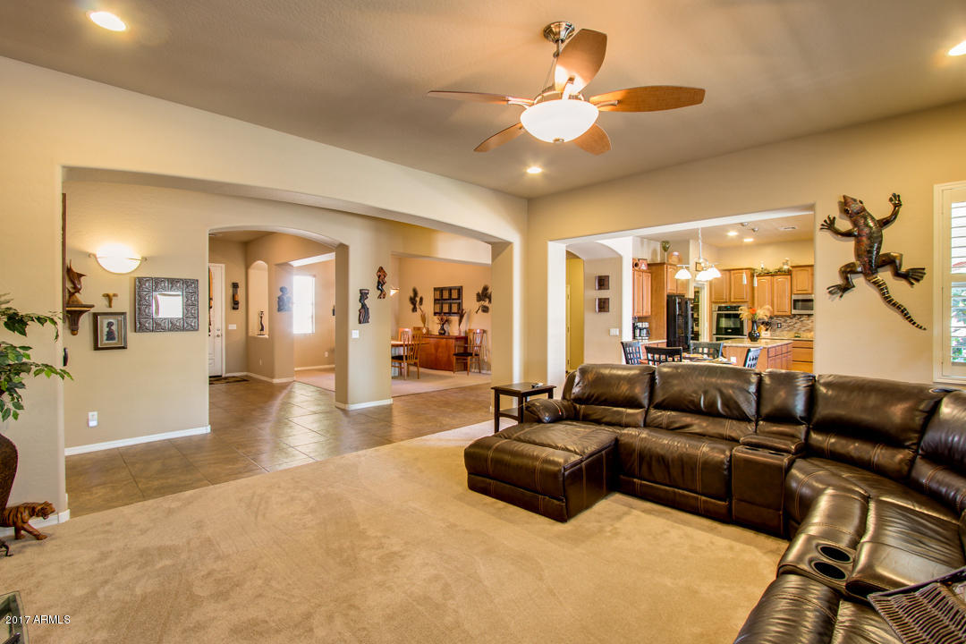2870 E Flower St, Gilbert, AZ 85298 photo 10