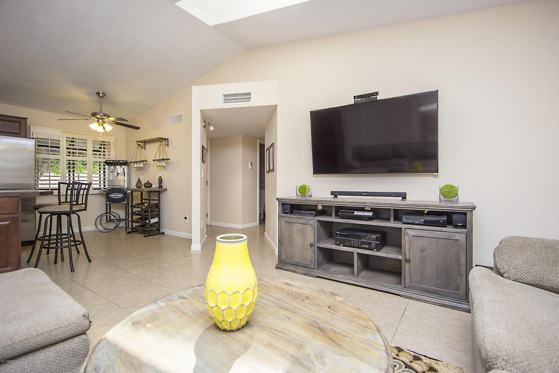 1945 E Larkspur Dr, Phoenix, AZ 85022 photo 10