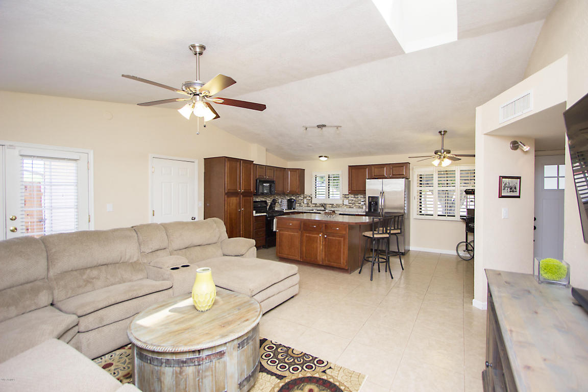 1945 E Larkspur Dr, Phoenix, AZ 85022 photo 13