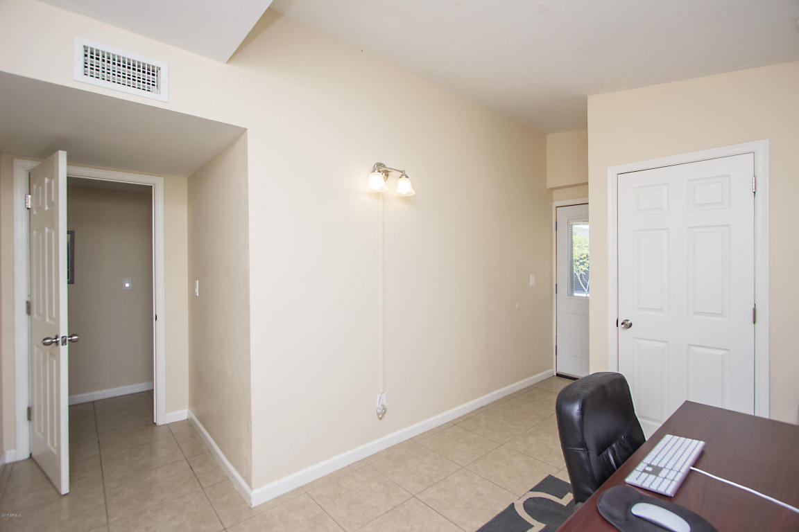 1945 E Larkspur Dr, Phoenix, AZ 85022 photo 17