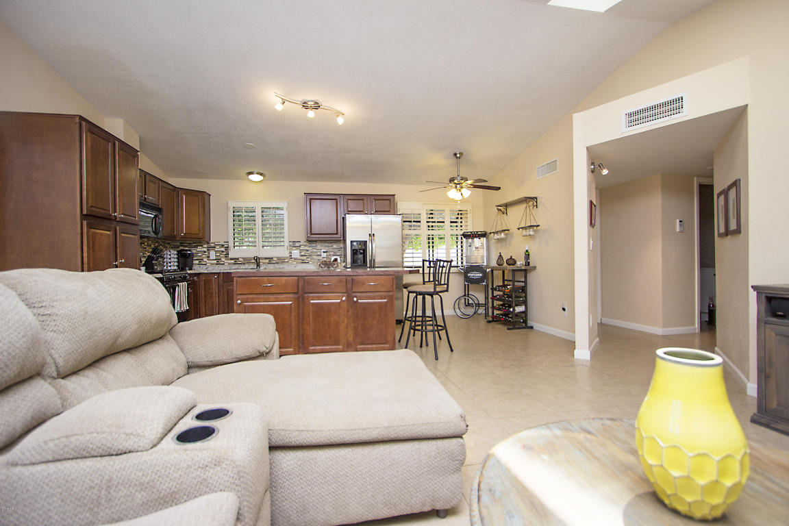 1945 E Larkspur Dr, Phoenix, AZ 85022 photo 9