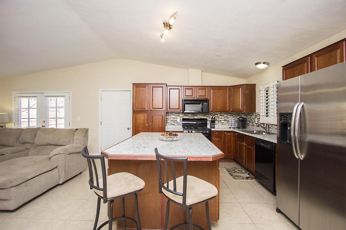 1945 E Larkspur Dr, Phoenix, AZ 85022 photo 5