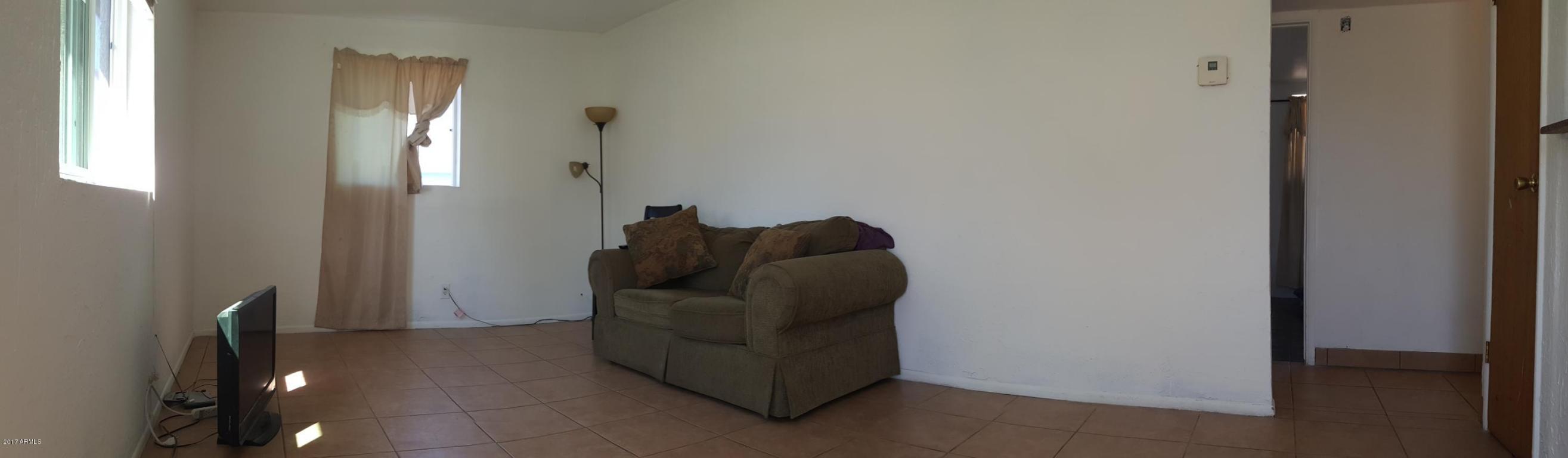 1814 E Pleasant Ln, Phoenix, AZ 85042 photo 6