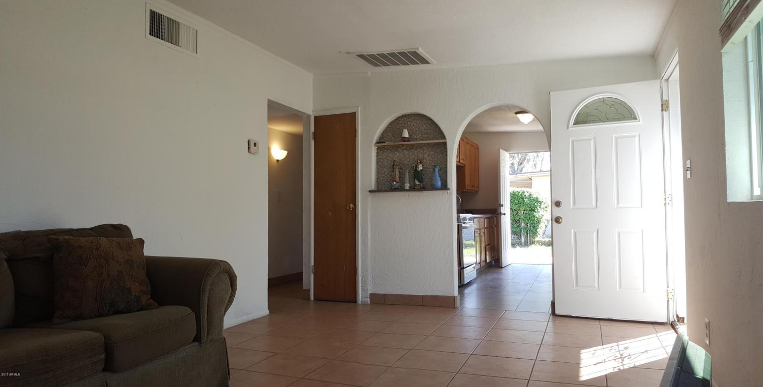 1814 E Pleasant Ln, Phoenix, AZ 85042 photo 7