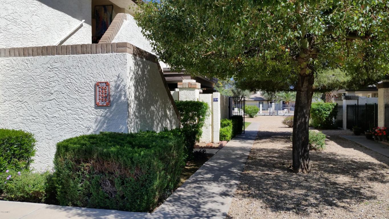754 Eugie Ave, Phoenix, AZ 85022 photo 1