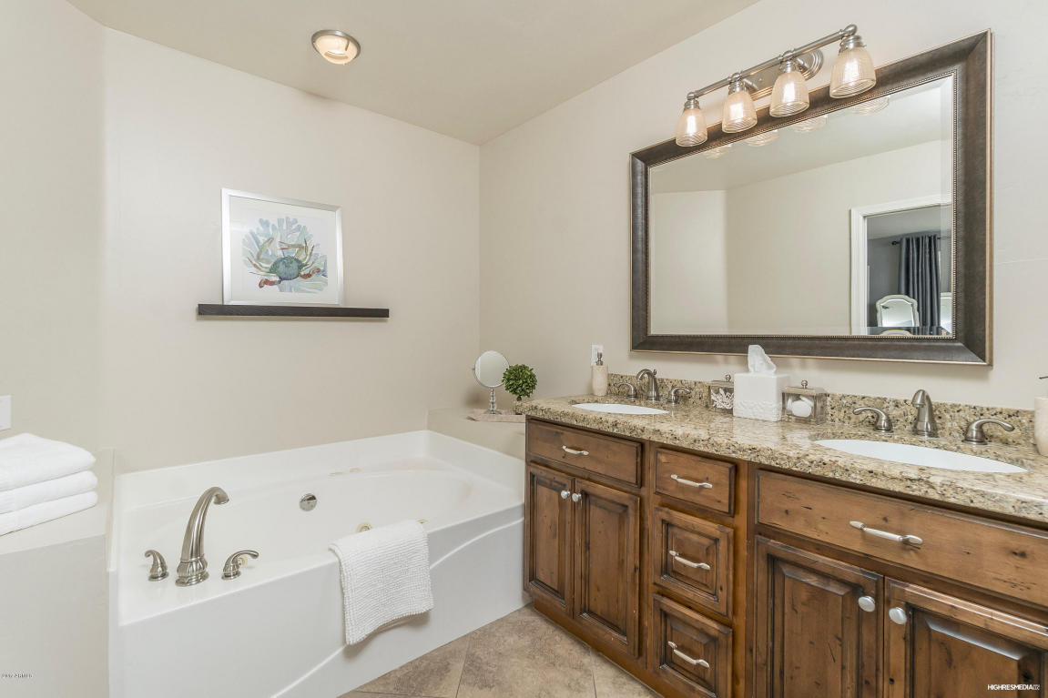 715 E Bell De Mar Dr, Tempe, AZ 85283 photo 9