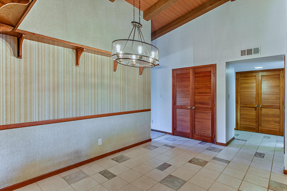 3440 E Shangri La Rd, Phoenix, AZ 85028 photo 5