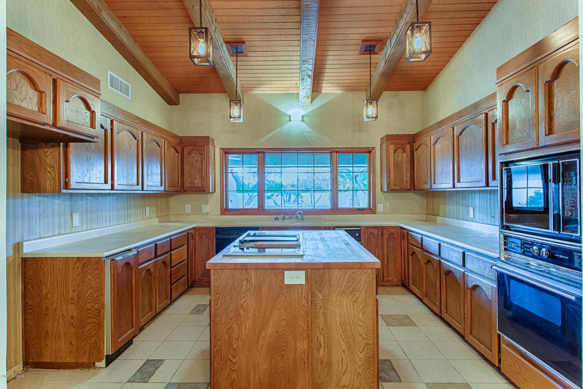 3440 E Shangri La Rd, Phoenix, AZ 85028 photo 6