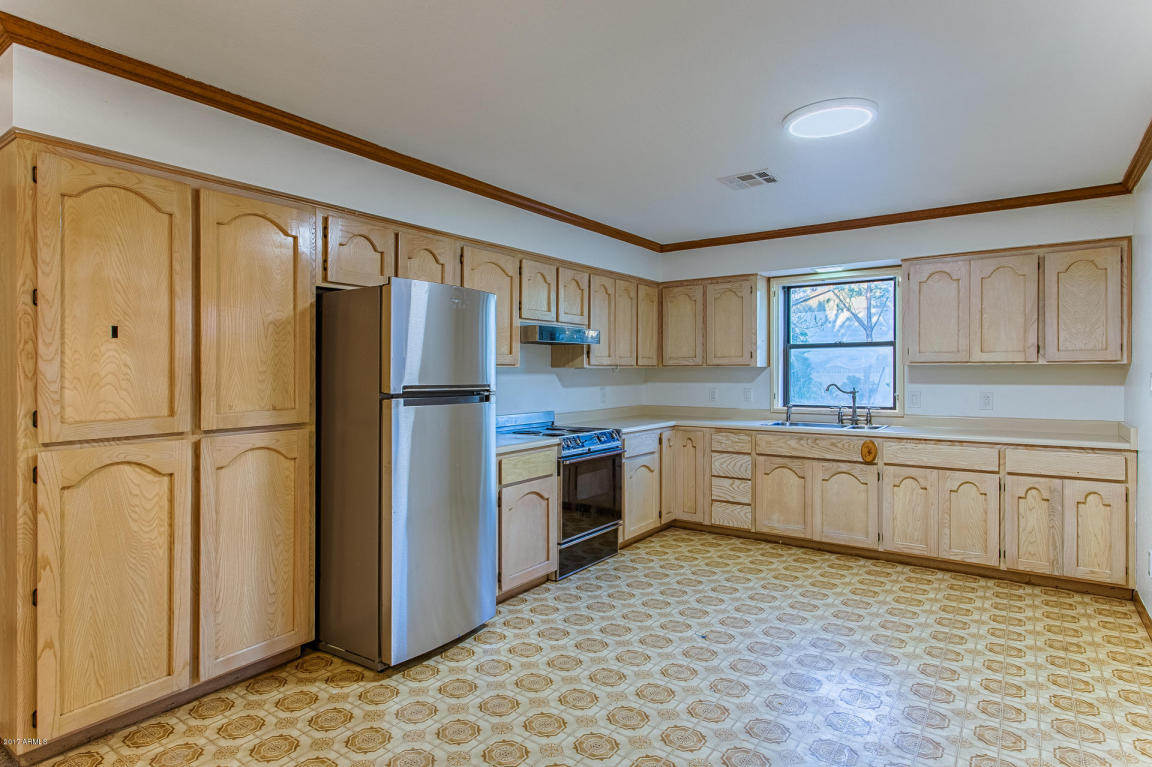 3440 E Shangri La Rd, Phoenix, AZ 85028 photo 9