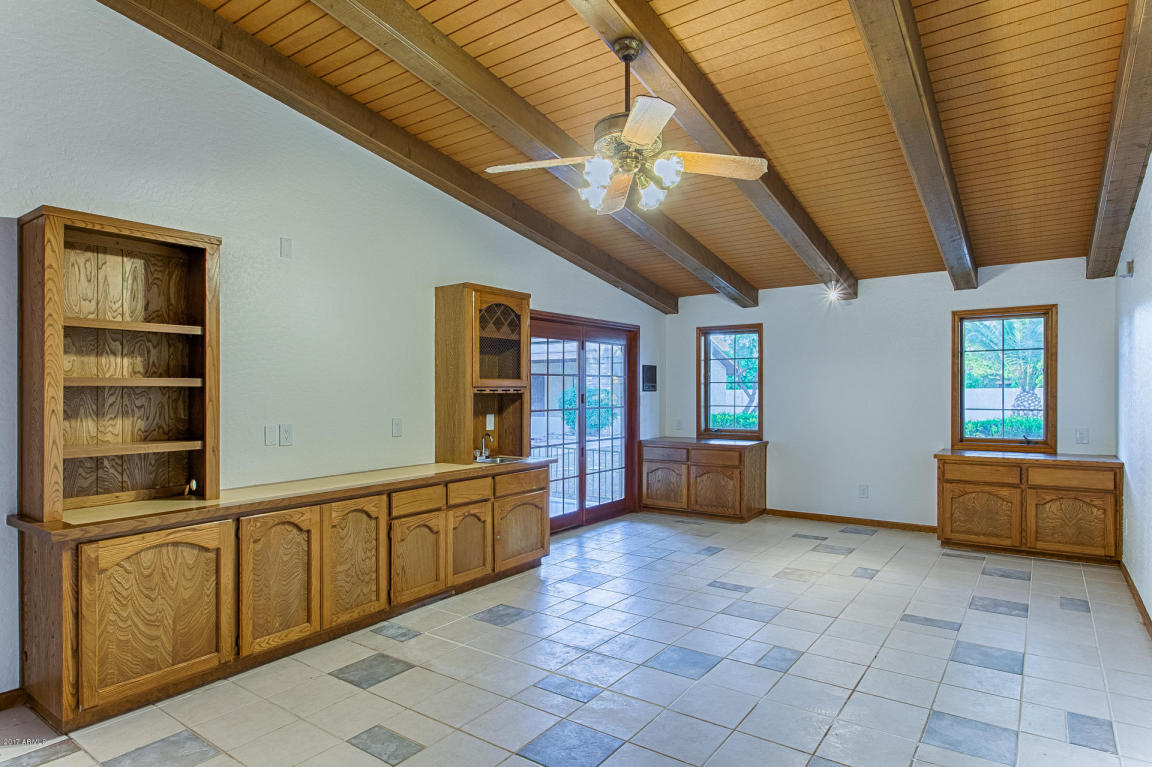 3440 E Shangri La Rd, Phoenix, AZ 85028 photo 4