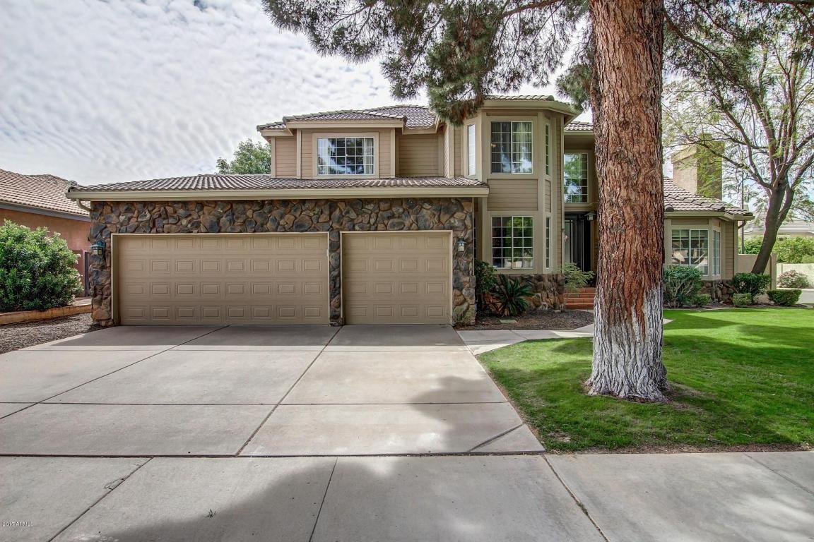 2041 E Cortez Dr, Gilbert, AZ 85234 photo 2