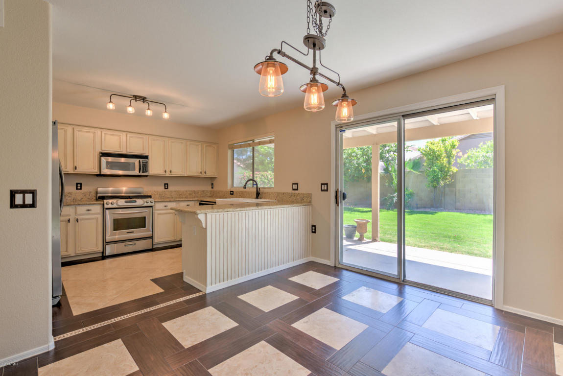 1345 E Tradewind Dr, Gilbert, AZ 85234 photo 8