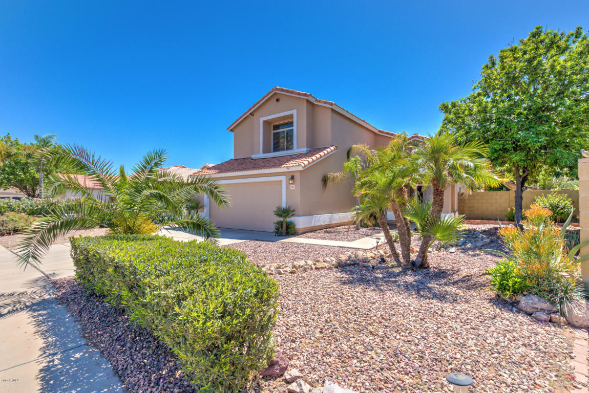 1345 E Tradewind Dr, Gilbert, AZ 85234 photo 1