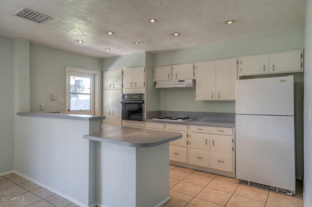 111 E Geneva Dr, Tempe, AZ 85282 photo 9