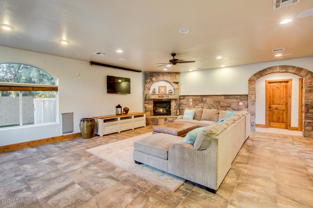 2886 S Birch St, Gilbert, AZ 85295 photo 15