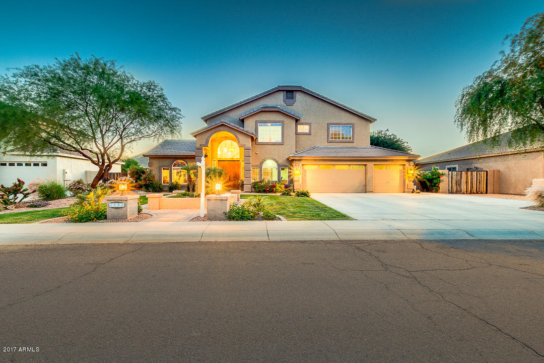 2886 S Birch St, Gilbert, AZ 85295 photo 2