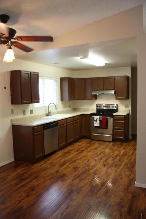 931 Escuda Dr, Phoenix, AZ 85024 photo 2