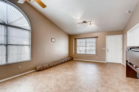533 S Dodge St, Gilbert, AZ 85233 photo 6