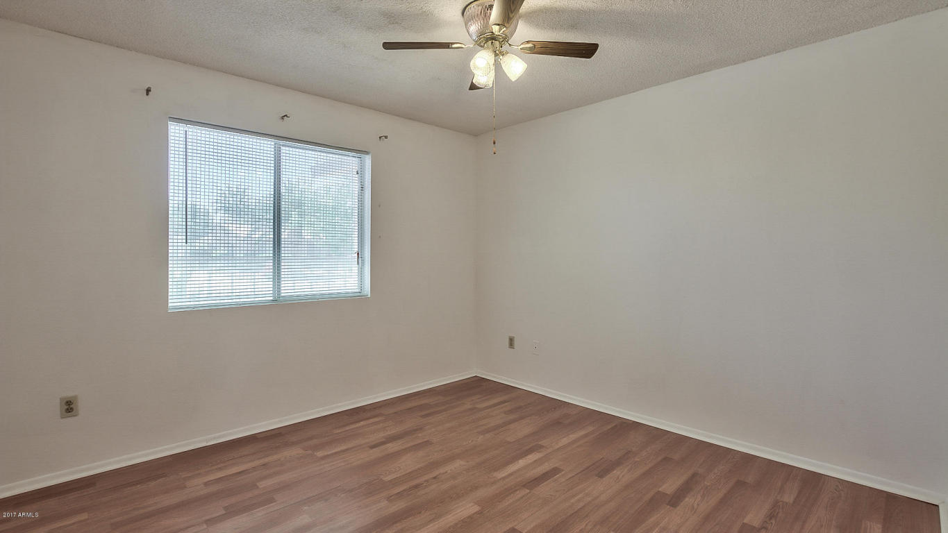 3452 E Laurel Ln, Phoenix, AZ 85028 photo 23