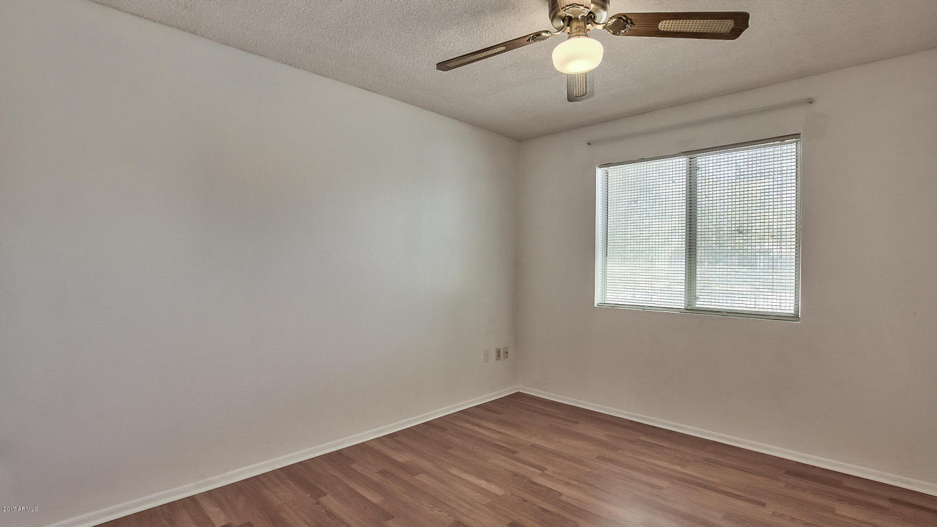 3452 E Laurel Ln, Phoenix, AZ 85028 photo 24