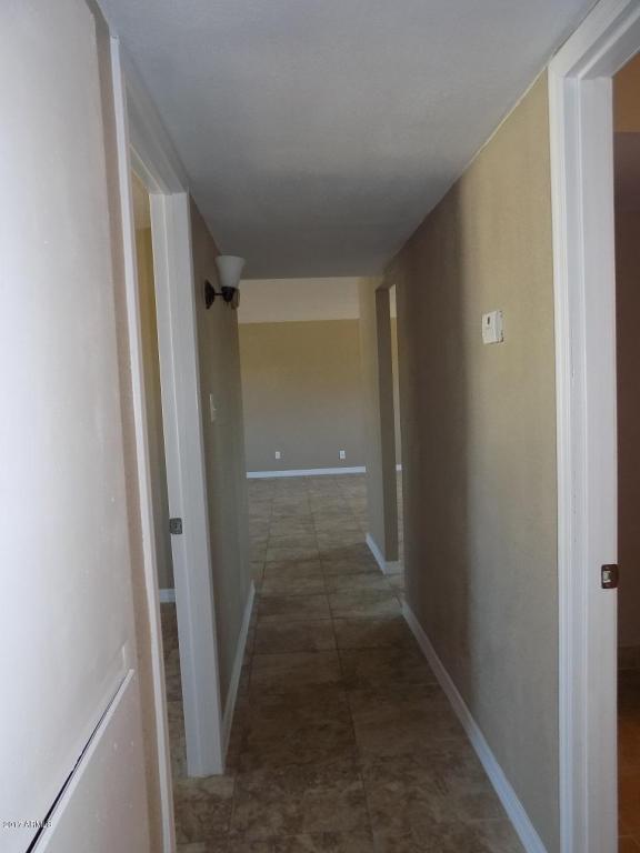 6727 W Camelback Rd, Phoenix, AZ 85033 photo 12