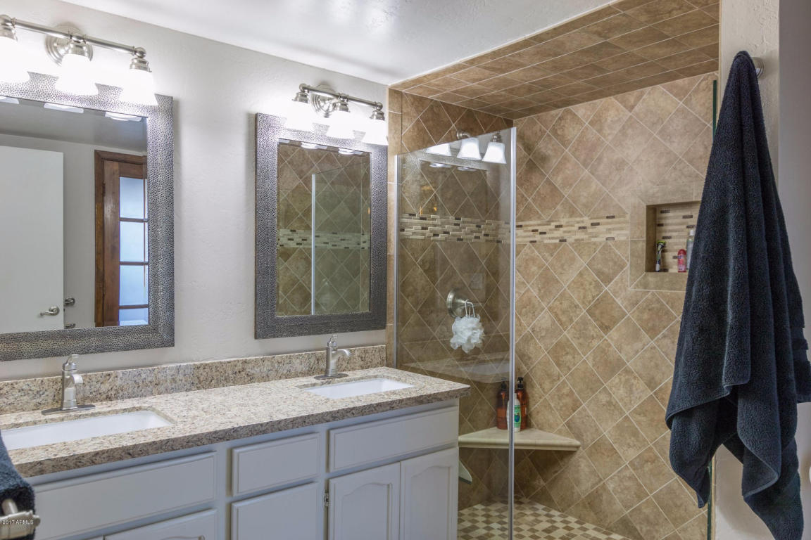 20 E Waltann Ln, Phoenix, AZ 85022 photo 42