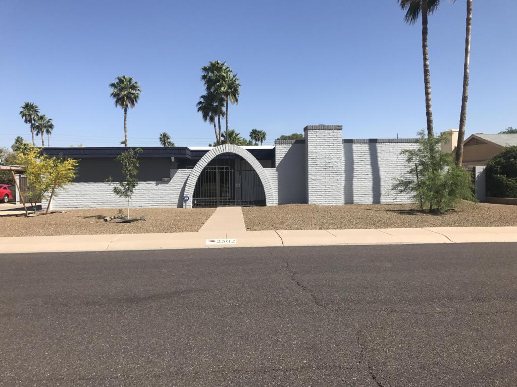 2502 E North Ln, Phoenix, AZ 85028 photo 1