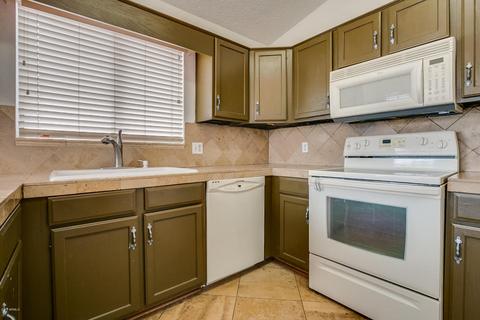 3009 E Kerry Ln, Phoenix, AZ 85050 photo 3