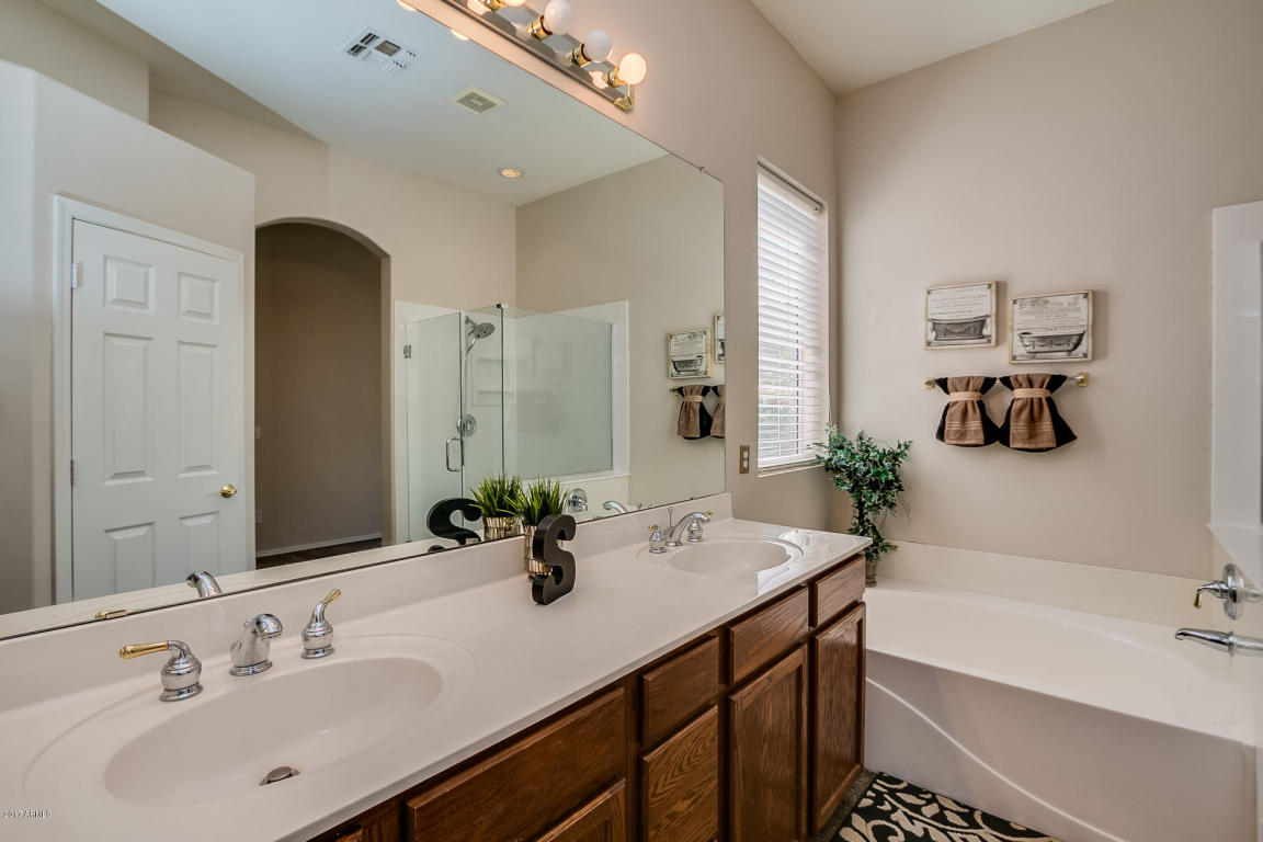 3555 E Derringer Way, Gilbert, AZ 85297 photo 17