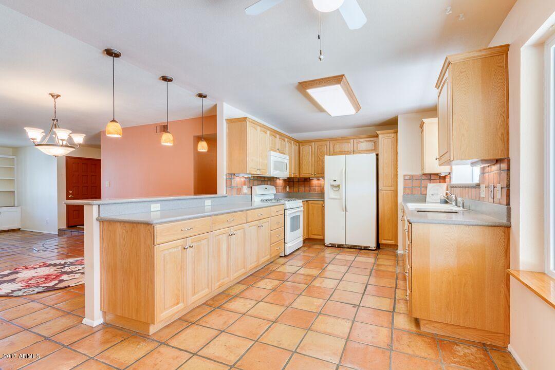 2921 E Sierra St, Phoenix, AZ 85028 photo 13