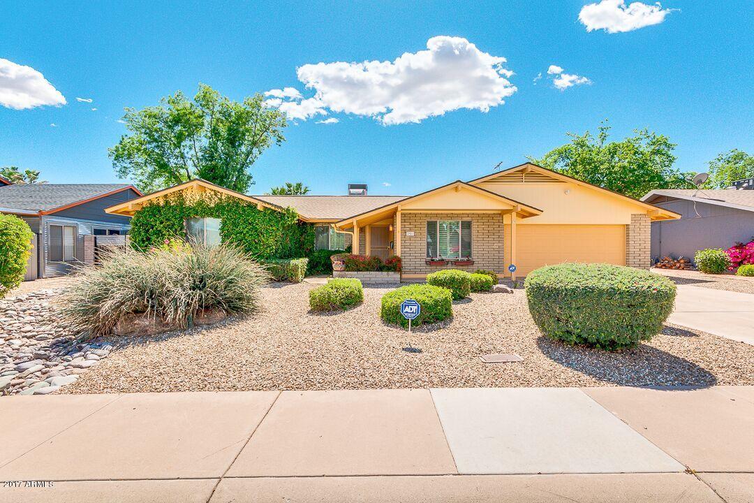 2921 E Sierra St, Phoenix, AZ 85028 photo 1
