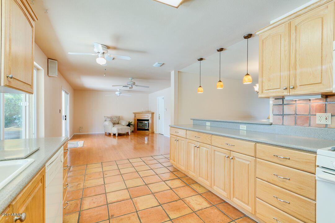 2921 E Sierra St, Phoenix, AZ 85028 photo 16