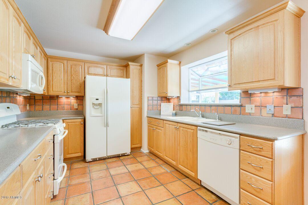 2921 E Sierra St, Phoenix, AZ 85028 photo 15
