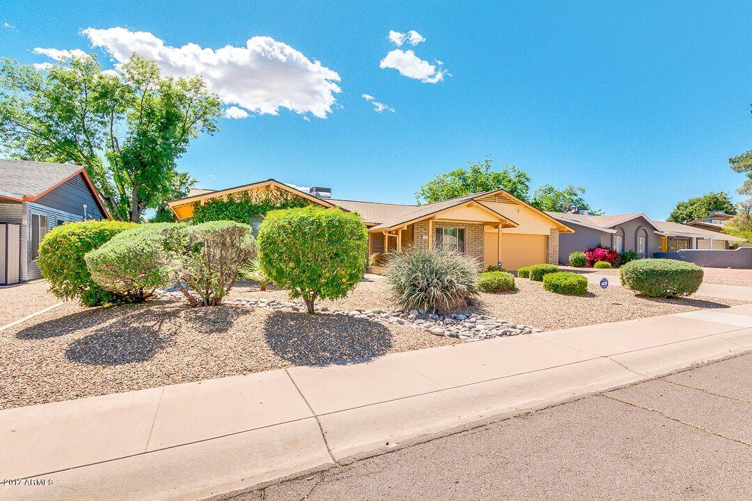 2921 E Sierra St, Phoenix, AZ 85028 photo 4