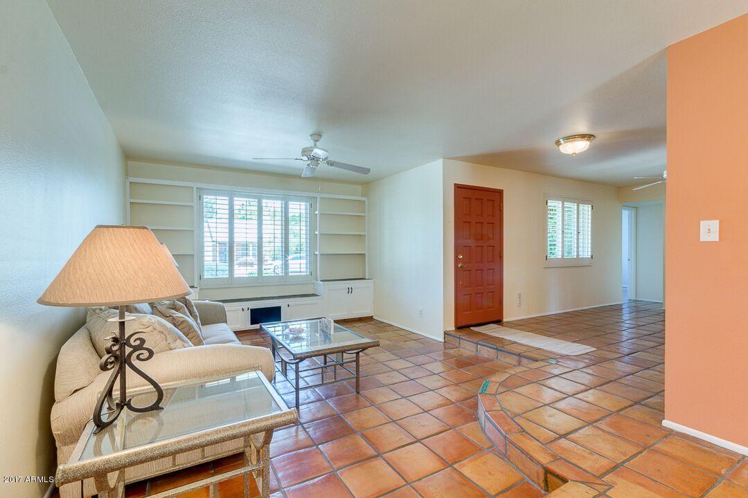 2921 E Sierra St, Phoenix, AZ 85028 photo 5
