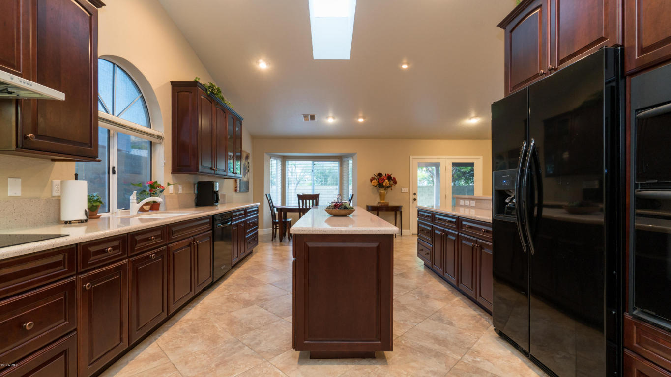 2232 E Granite View Dr, Phoenix, AZ 85048 photo 17