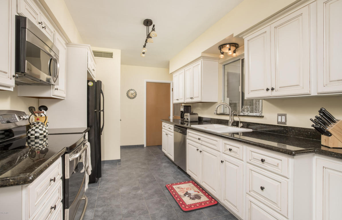 242 E Mclellan Blvd, Phoenix, AZ 85012 photo 5