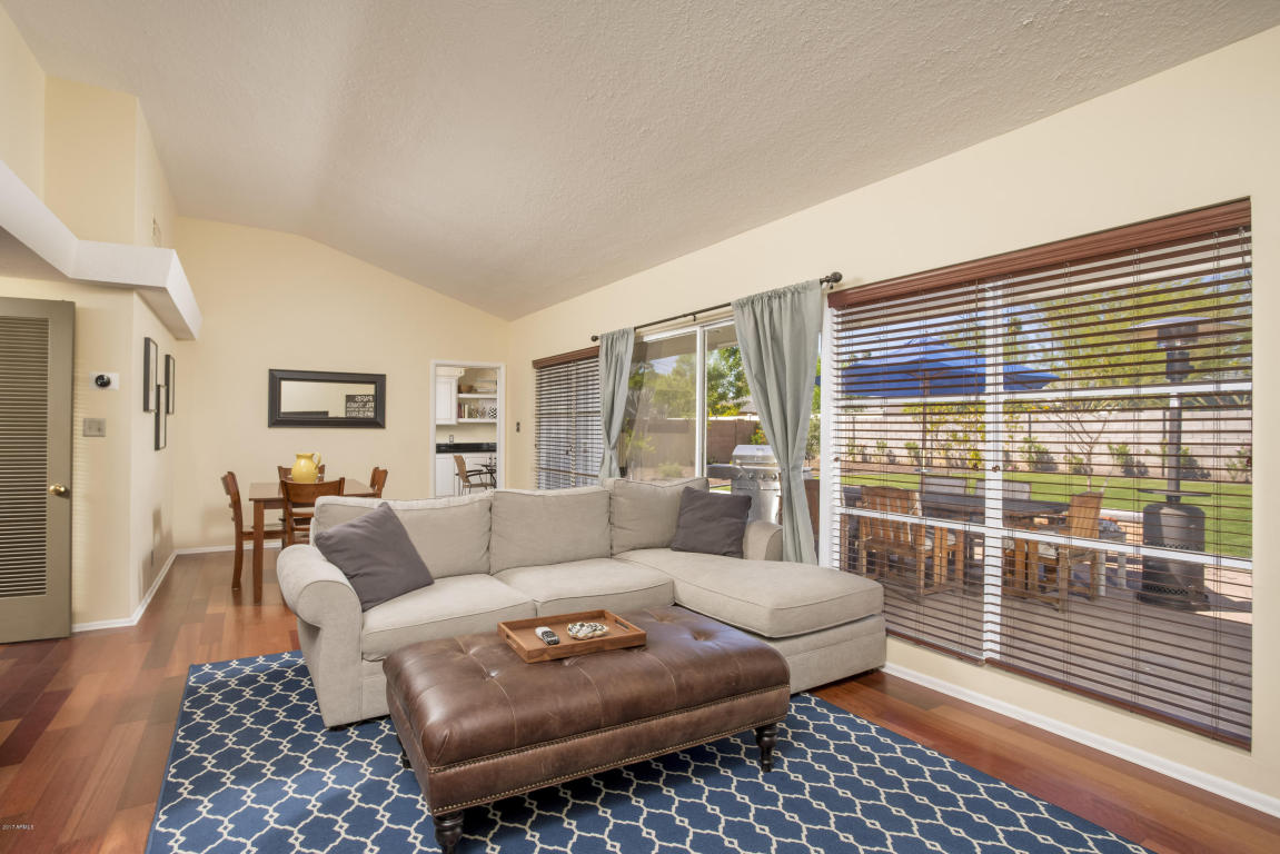 242 E Mclellan Blvd, Phoenix, AZ 85012 photo 3