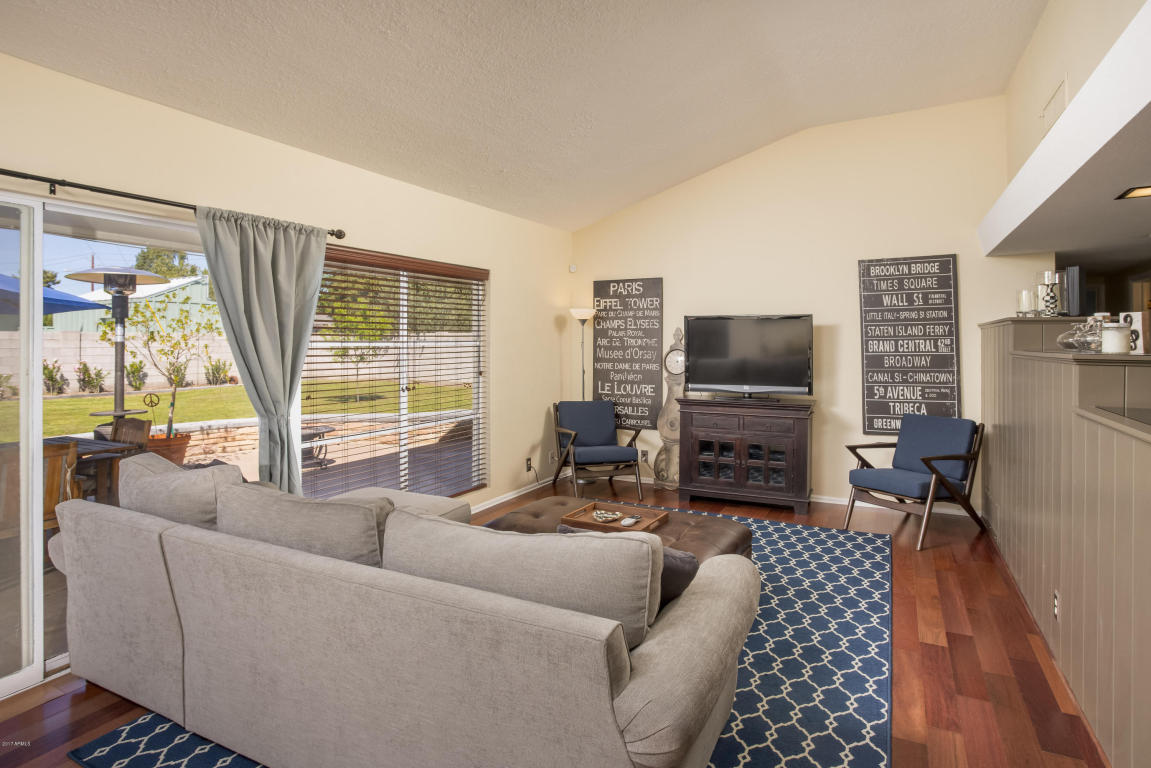 242 E Mclellan Blvd, Phoenix, AZ 85012 photo 4