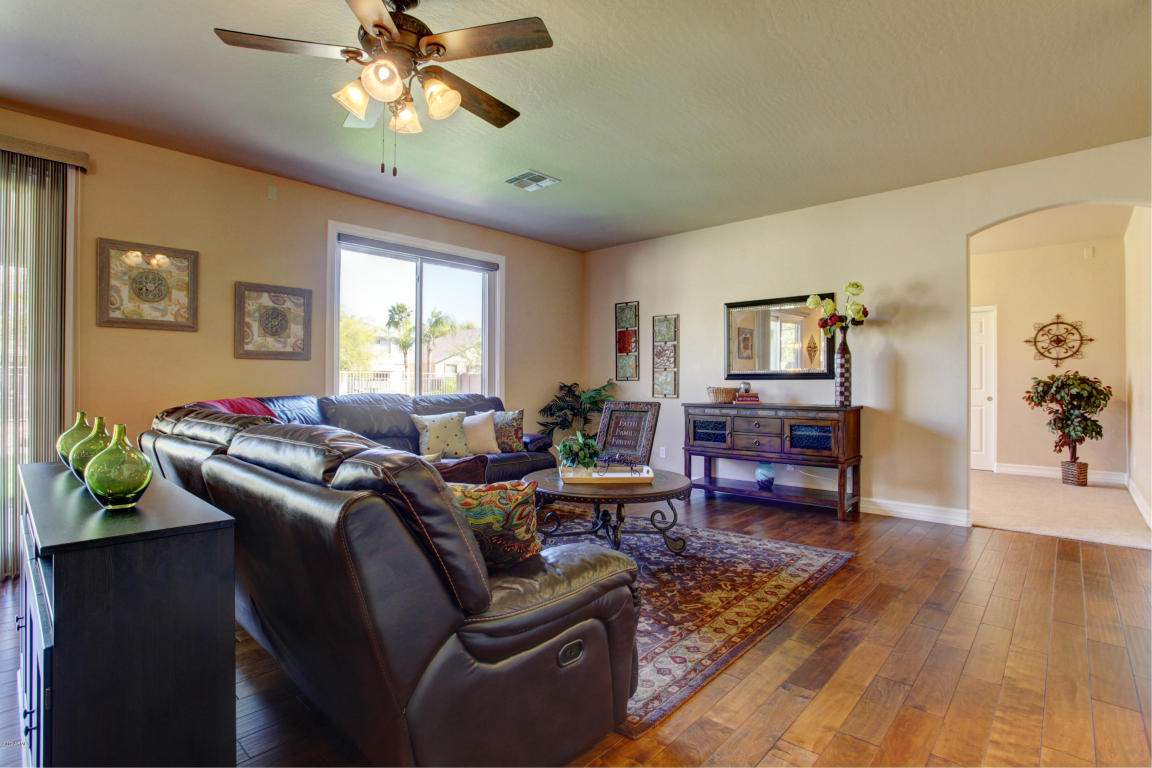866 E Tyson Ct, Gilbert, AZ 85295 photo 13