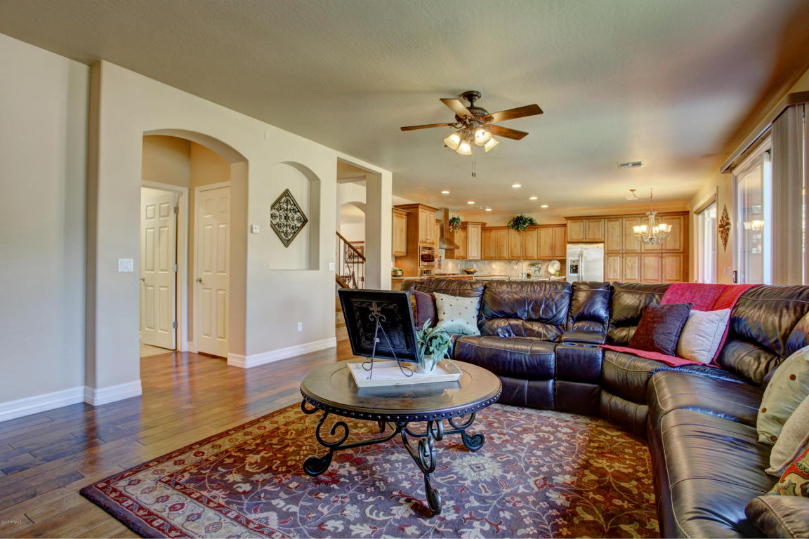 866 E Tyson Ct, Gilbert, AZ 85295 photo 14