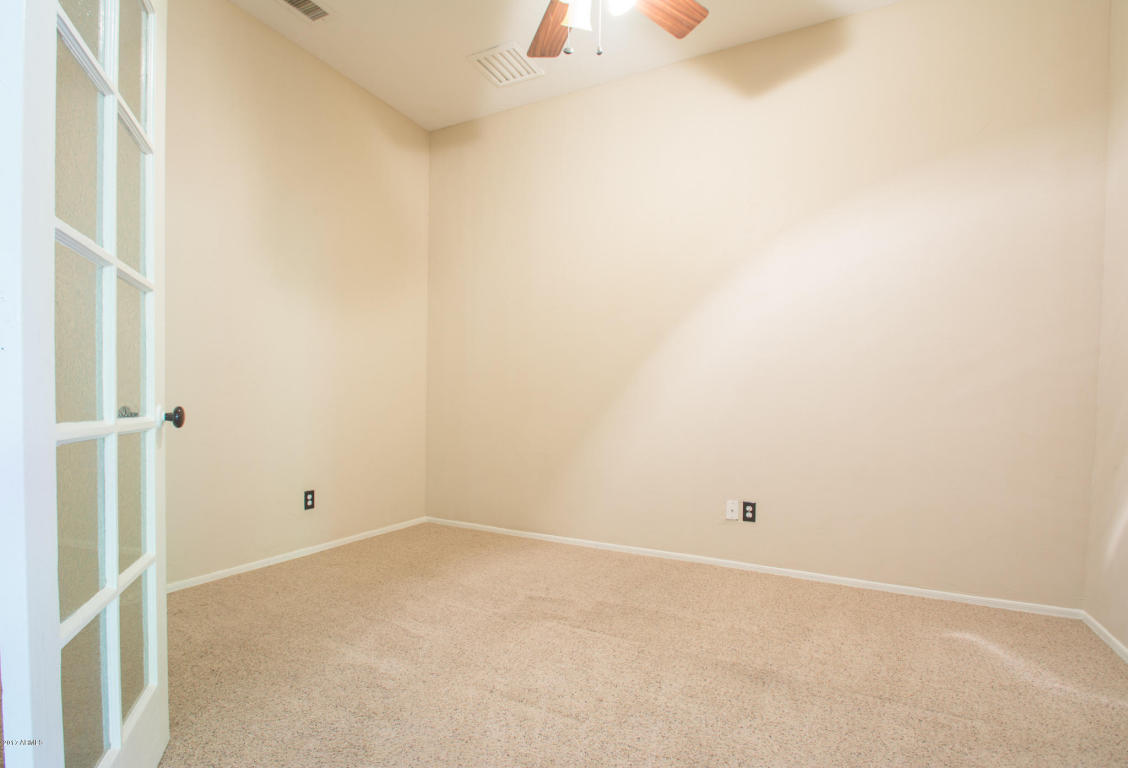 4836 E Williams Dr, Phoenix, AZ 85054 photo 3