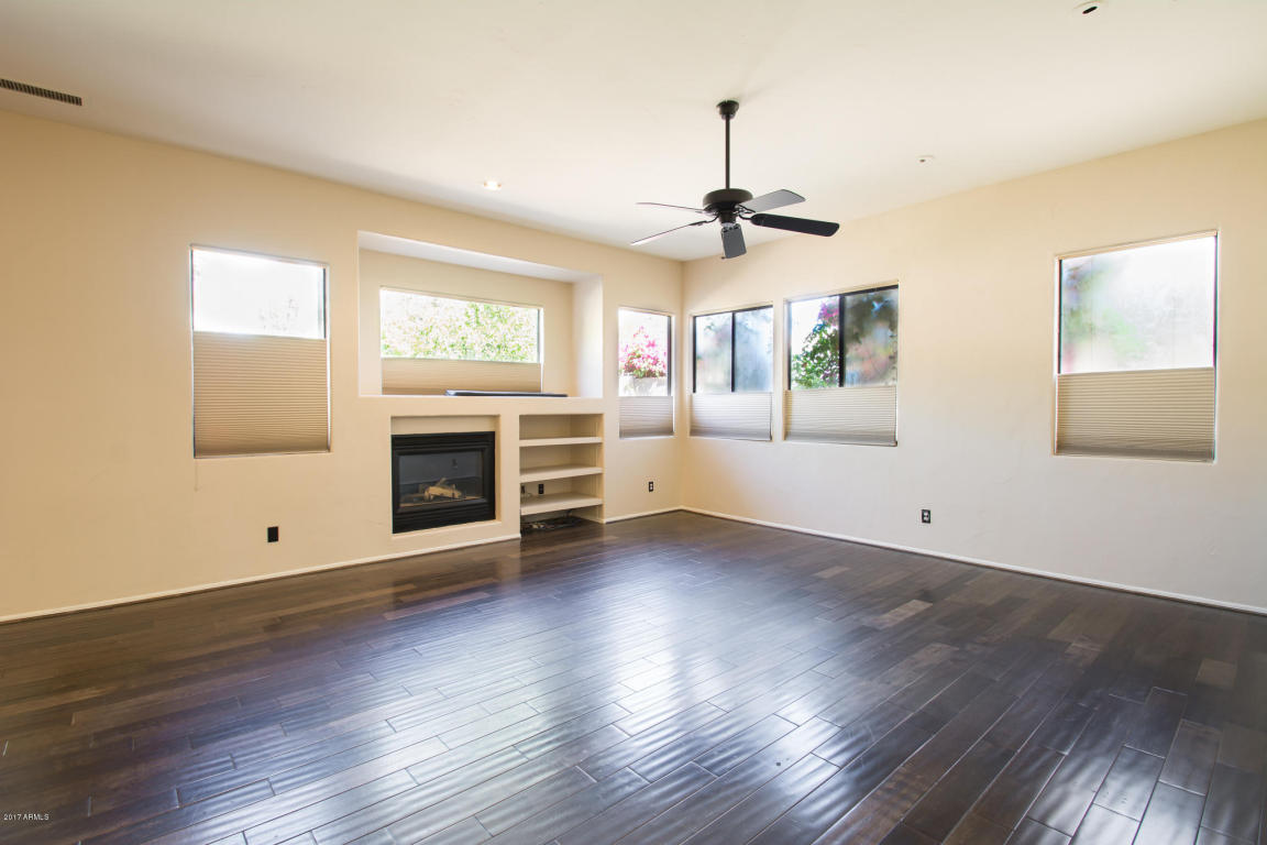 4836 E Williams Dr, Phoenix, AZ 85054 photo 4